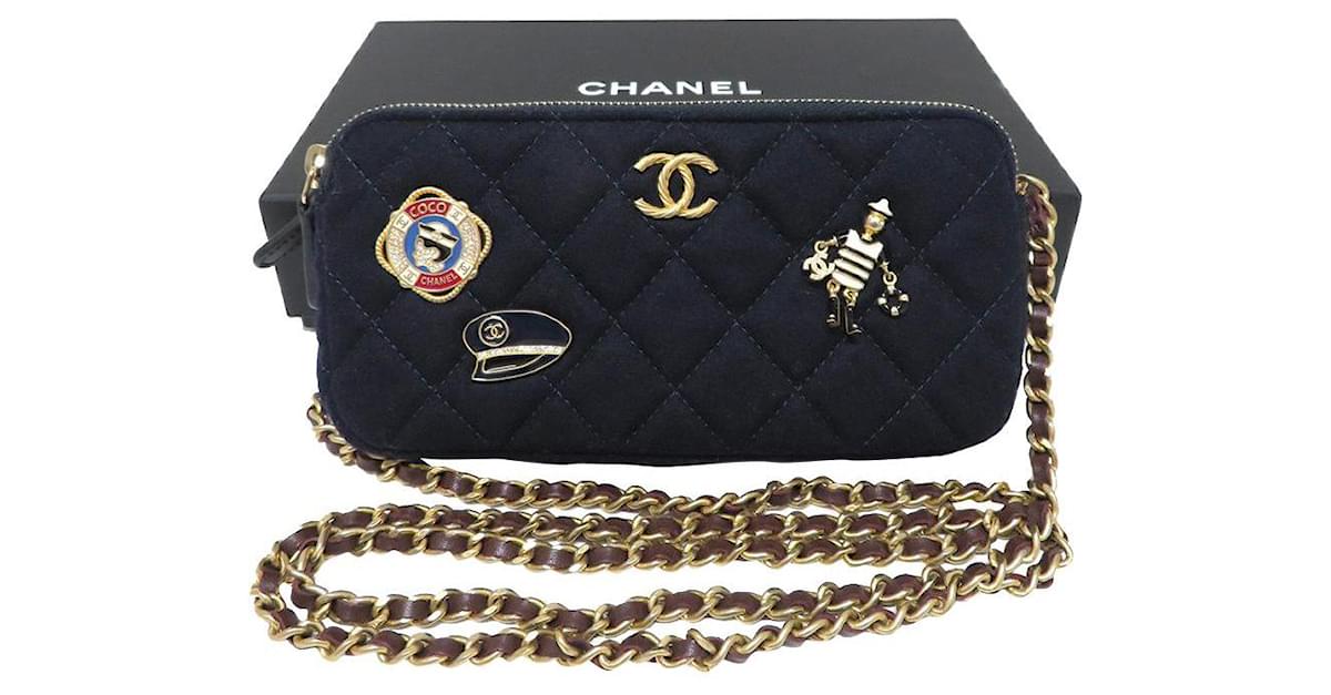 Chanel CHANEL Matrasse Coco Mark Chain Mini Pouch Navy P13999