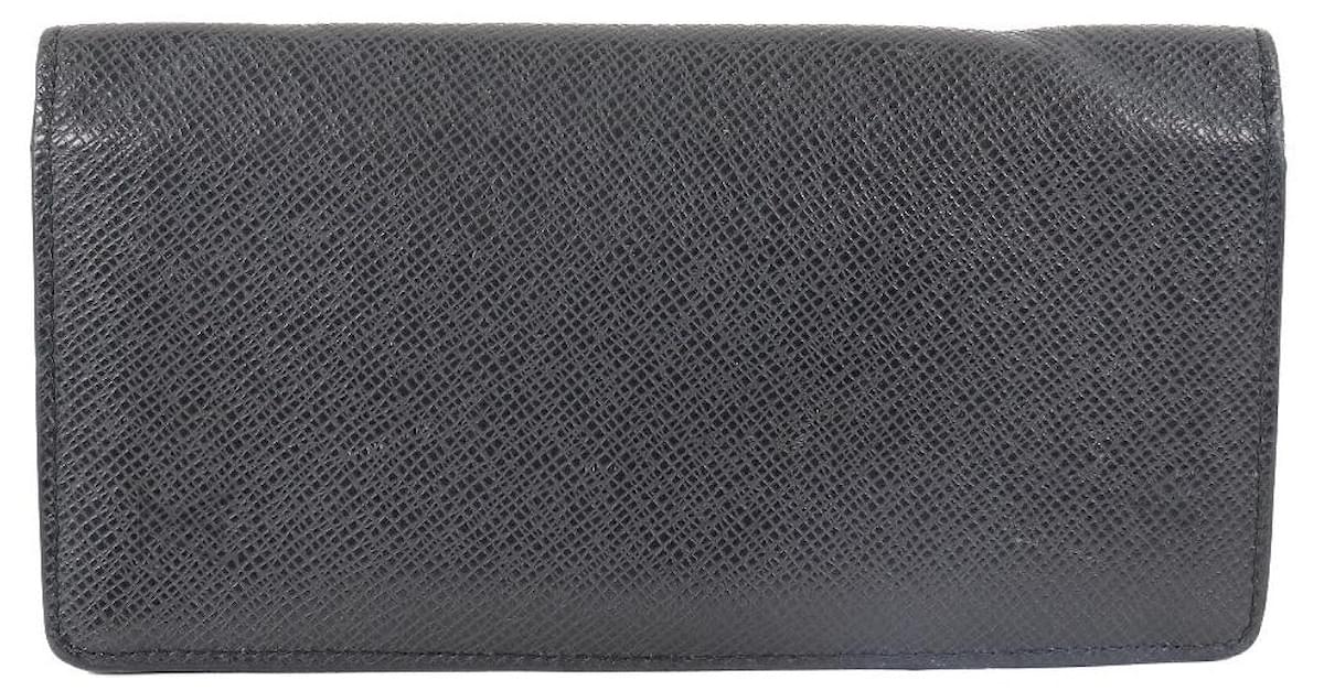 Louis Vuitton Brazza (cuir Taïga) Black Leather ref.979770 - Joli