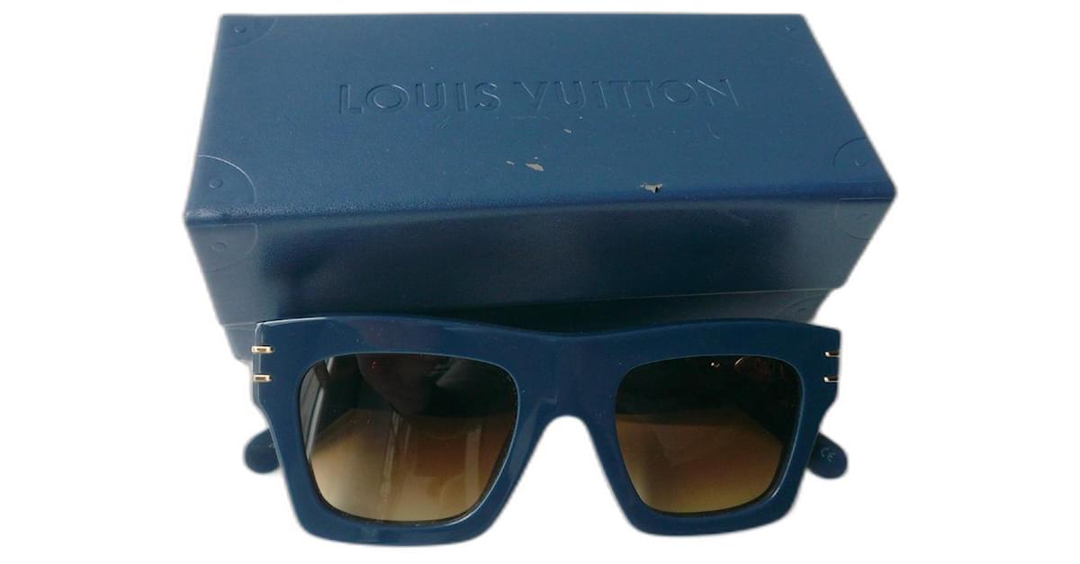 Louis Vuitton LV Blade Square Sunglasses Marron Clair Acetate. Size W