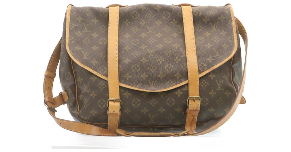 Louis Vuitton Saumur 43 Brown Cloth ref.787884 - Joli Closet