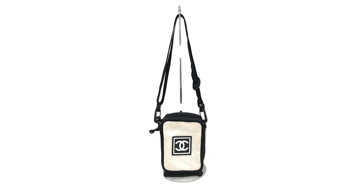 CHANEL A29853 Sports CC CC Mark Quilted Bag Shoulder Bag Duffle Bag Nylon  White
