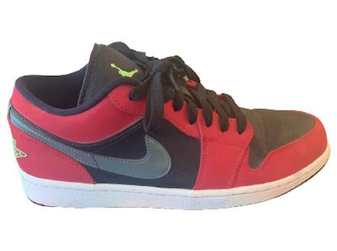 jordan 1 low black green pulse gym red