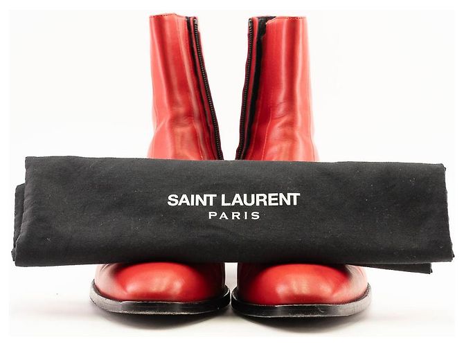 Yves Saint Laurent Boots Red Leather ref.506936 - Joli Closet display picture 1
