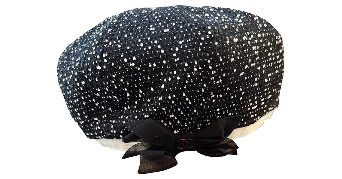 Chanel Hats Black Tweed ref.517276 - Joli Closet