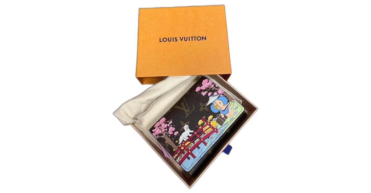 Louis Vuitton Hair accessories Leather ref.101212 - Joli Closet