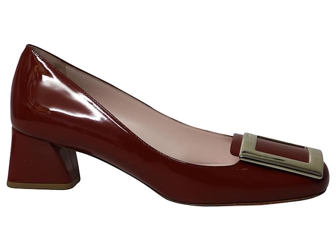 Roger Vivier Très Vivier 45 Buckle Pump in Red Patent