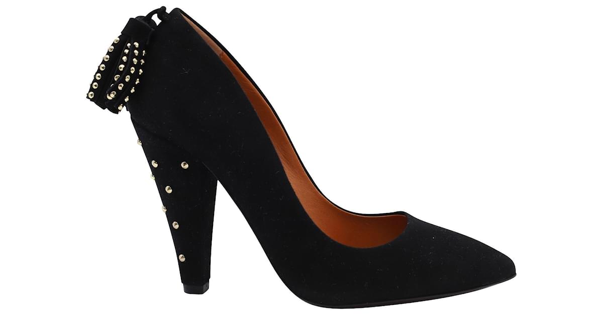 Studded pumps on sale