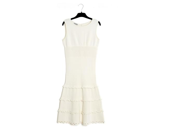 Chanel white cotton knit en38 Eggshell ref.536938 - Joli Closet Chanel white cotton knit en38 Eggshell ref.536938 - Joli Closet