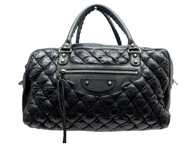 BALENCIAGA Quilted Matelassé City Bag Oldies but Goodies: the Balenciaga Matelassé Bag
