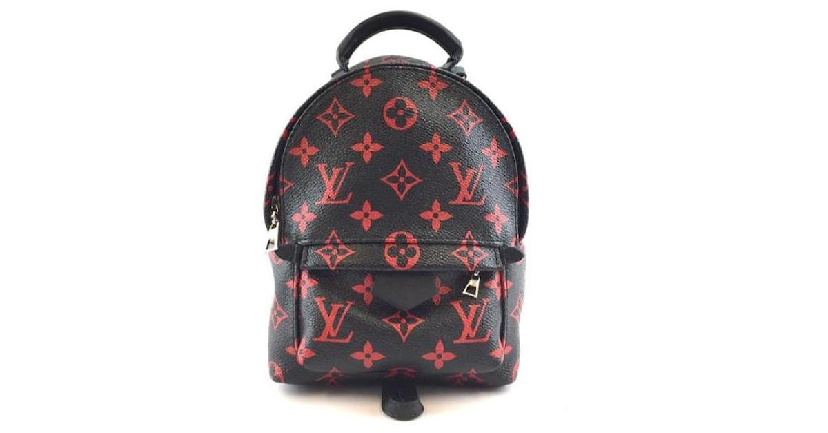 Louis Vuitton Palm Springs Shoulder Bag Rare Mini Backpack Black Leather  ref.543808 - Joli Closet