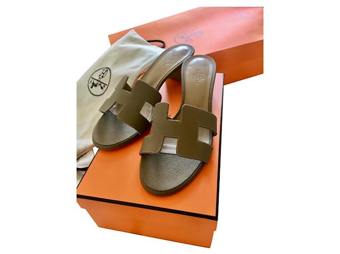 Etoupe Hermes Oran Mules Hermes Etoupe Oran Sandals Slippers 112859039