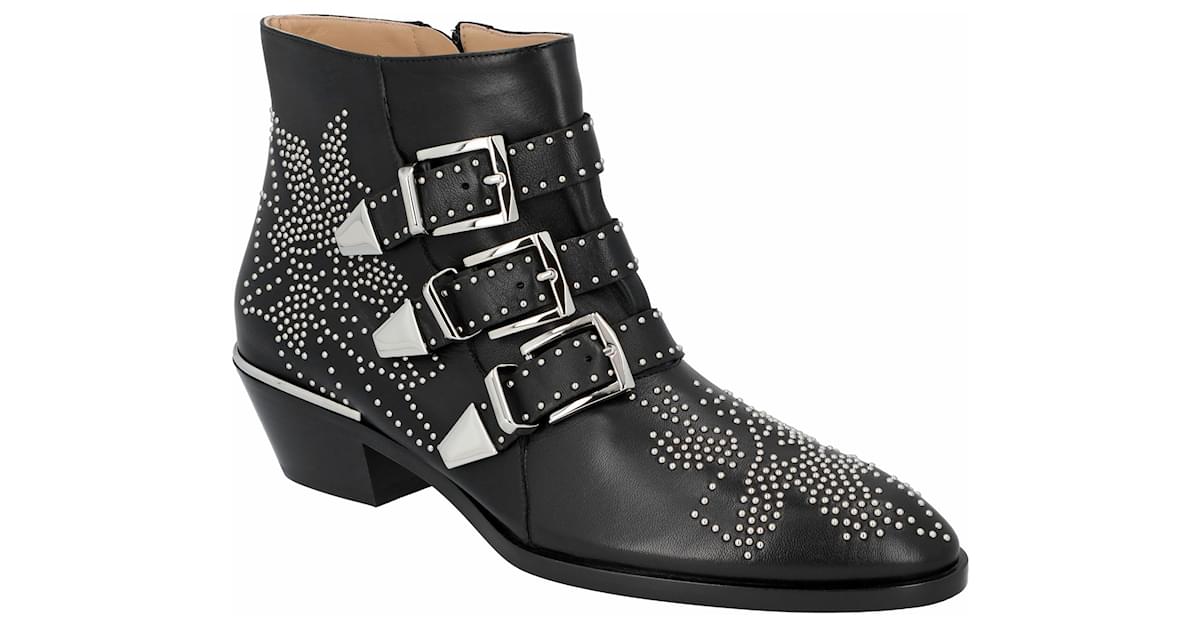 Chloé women susanna short boots in black leather with silver studs ...