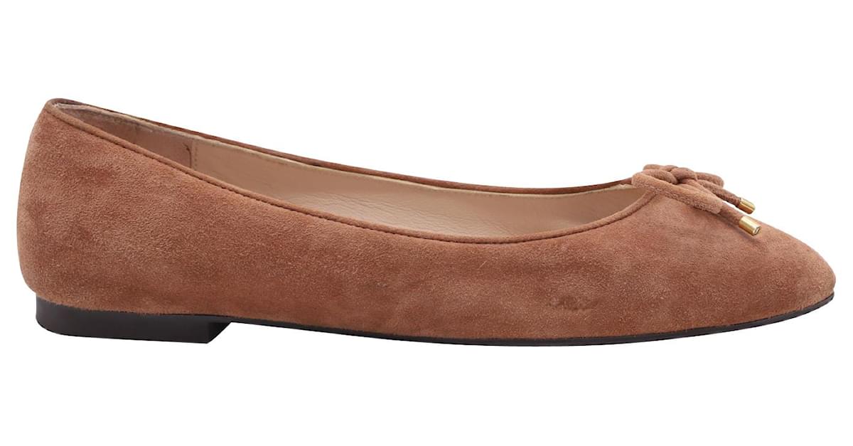 Stuart weitzman chicpearl on sale suede ballet flats