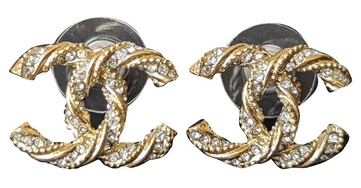 Chanel CC 13P Twisted crystal logo earrings gold colour hardware box Golden  Metal ref.572303 - Joli Closet