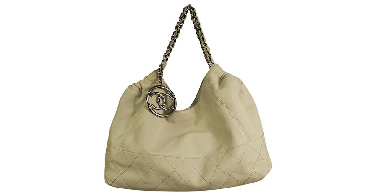 Chanel CC Coco Cabas calf leather off white leather large HOBO shoulder bag  ref.573002