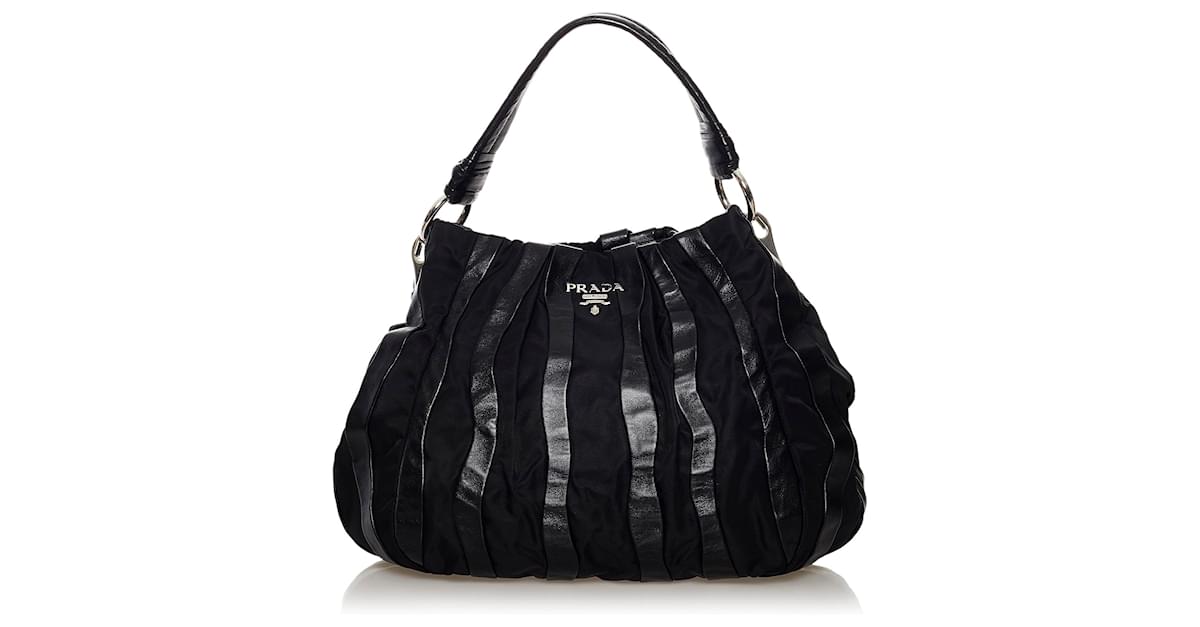 Black Tessuto Nappa Waves Tote Bag Leather Nylon Cloth ref.574980 - Joli Closet
