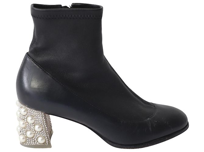 Escarpins Noirs à Talons Aiguilles IDEAL SHOES - Taille 36, Neufs En Boîte