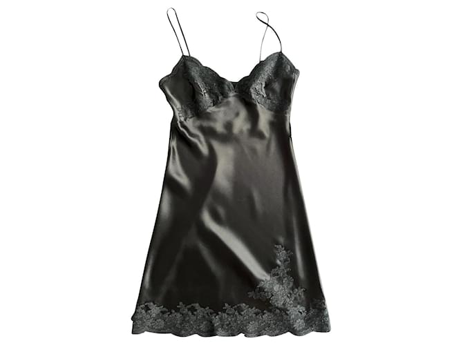 Christian Dior Silk satin dress inlaid with tone-on-tone lace