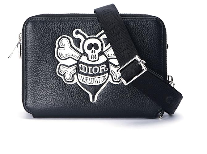 DIOR sauvage ノベルティ　バッグ Zipped Pouch with Strap Black Dior Gravity Leather | DIOR