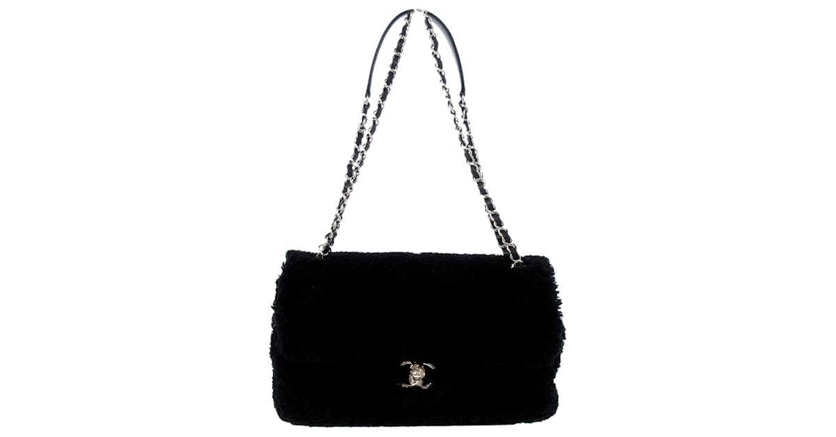 Chanel Black Shearling Classic Fur Single Flap Bag ref.597758 - Joli Closet