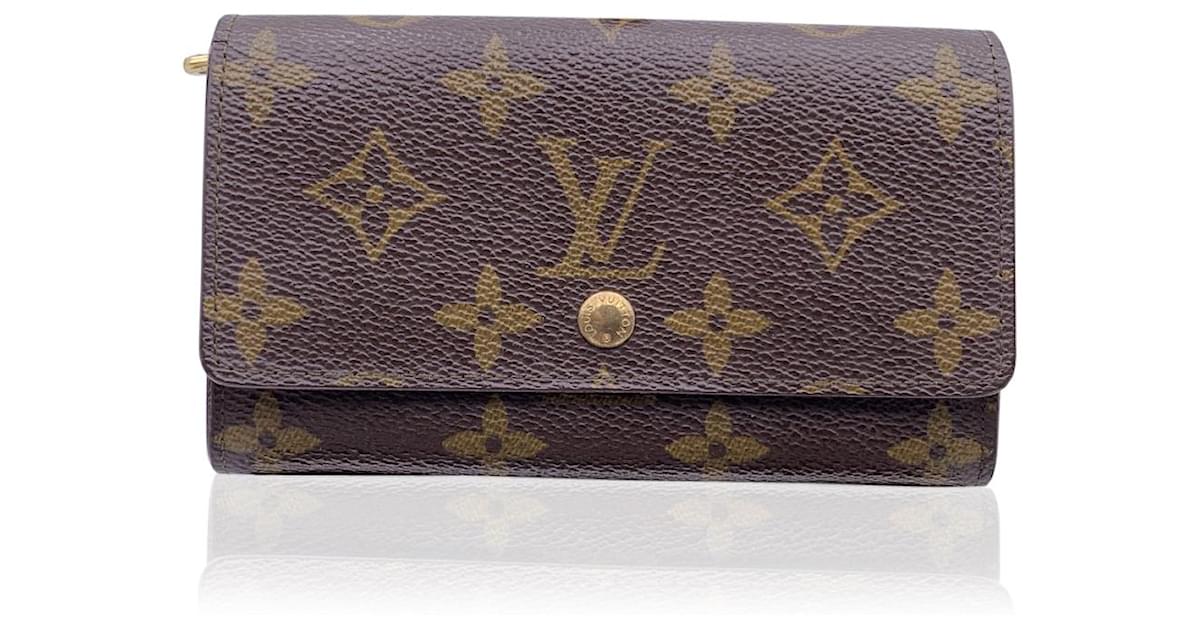Louis Vuitton Vintage Monogram Canvas Small Snap Wallet Coin Purse Brown  Cloth ref.612877 - Joli Closet