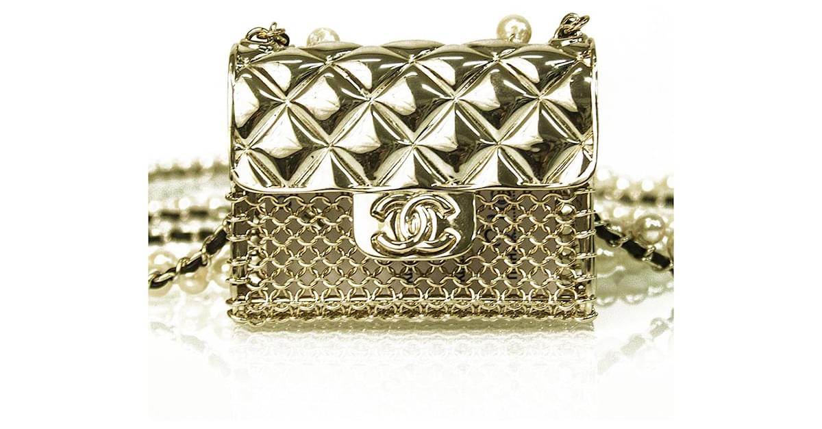 Chanel 21S Runway Micro Pearl Bag Metal CC Long Necklace And Shoulder Wear  Silver hardware ref.615618 - Joli Closet