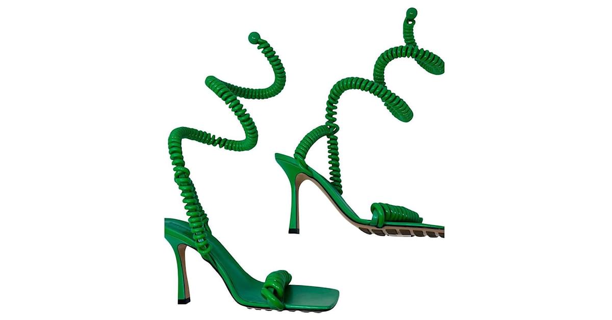 BOTTEGA VENETA WIRE STRETCH SANDAL 90MM GRASS Green Leather ref 