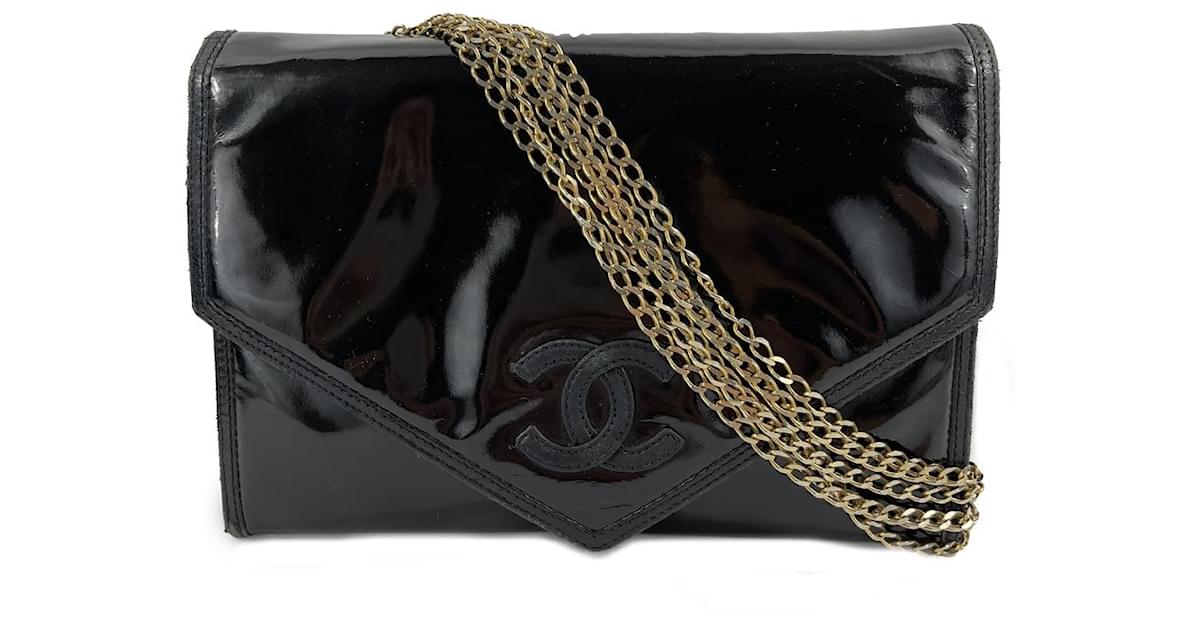 Chanel Timeless black chevron leather bag 80s