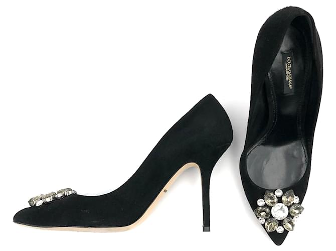 【関税＆送料込み】Dolce & Gabbana 'Bellucci' Pumps Bellucci embellished lace pumps in white - Dolce Gabbana