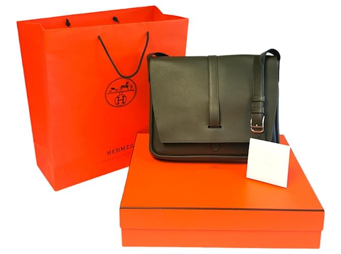 Hermès Steve Light Messenger Bag Vert Maquis Togo Green Leather Pony