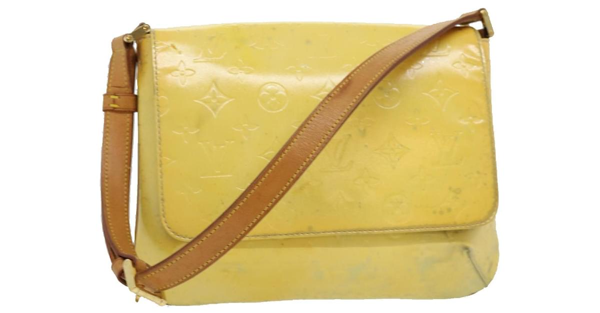 LOUIS VUITTON Vernis Thompson Street Shoulder Bag Gris M91069 Auth lt620  Patent leather ref.662703 - Joli Closet