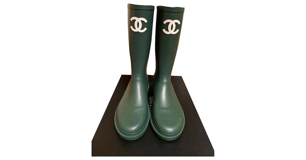 Chanel Collection rain boots 2022 Blue Navy blue Rubber ref.659944 - Joli  Closet
