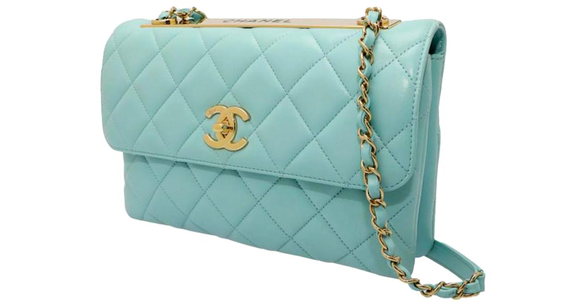 Chanel Blau Trendy CC Flap Bag Hellblau Leder ref.679347 - Joli