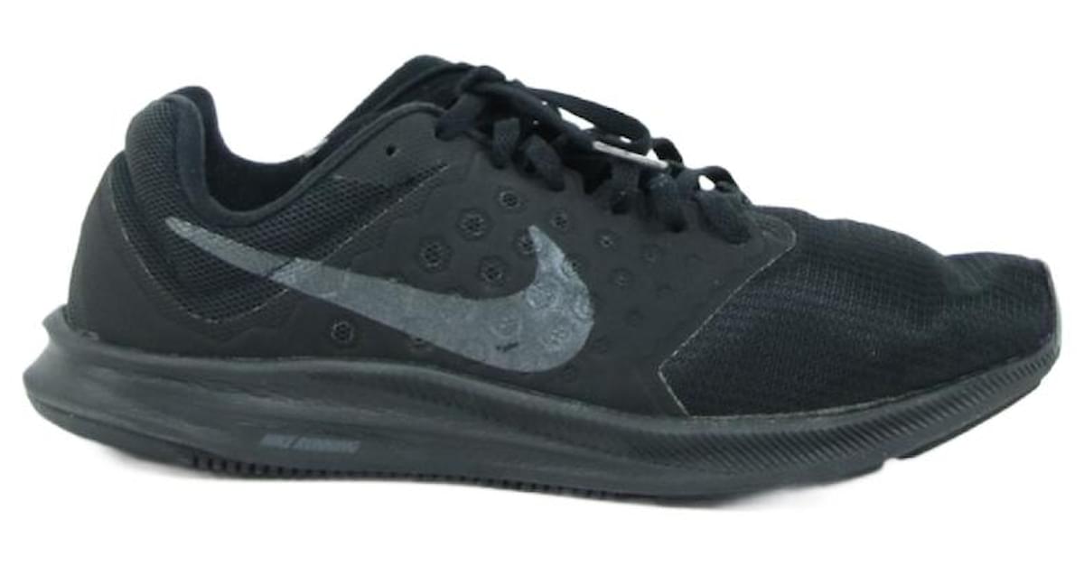 Baskets nike 39 Black Cloth ref.684022 - Joli Closet