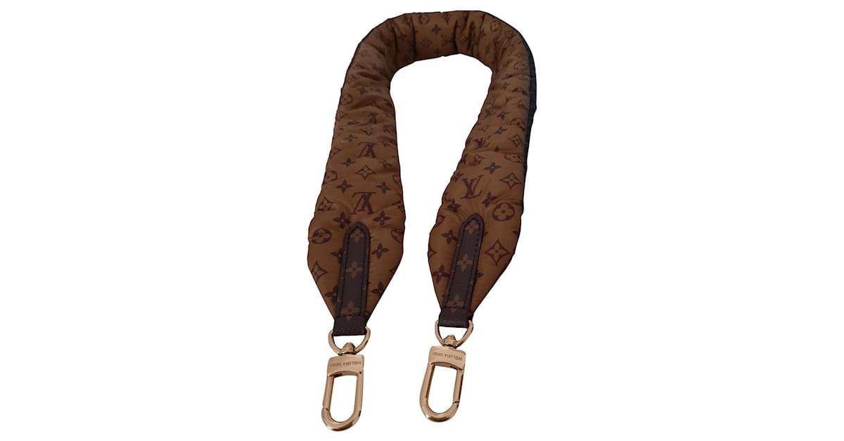 Louis Vuitton Shoulder strap Brown Cloth ref.707386 - Joli Closet