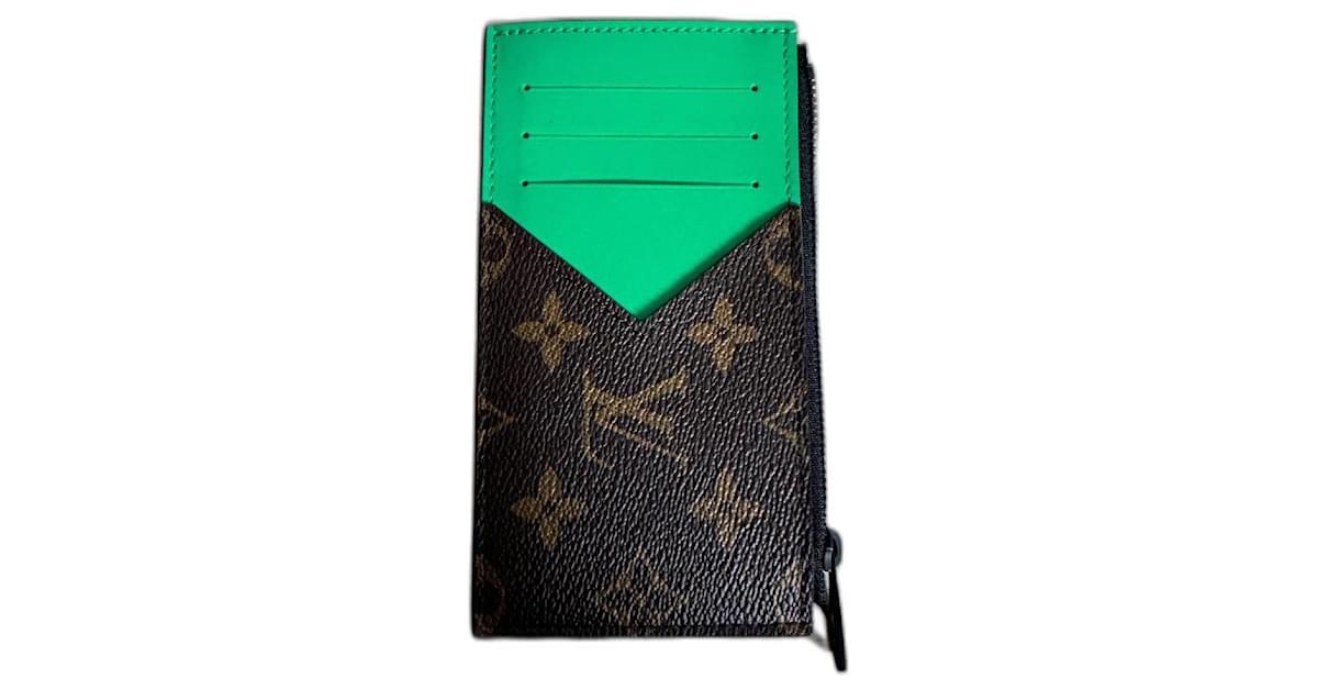 Louis Vuitton Coin holder Brown Green Leather Cloth ref.691315 - Joli Closet