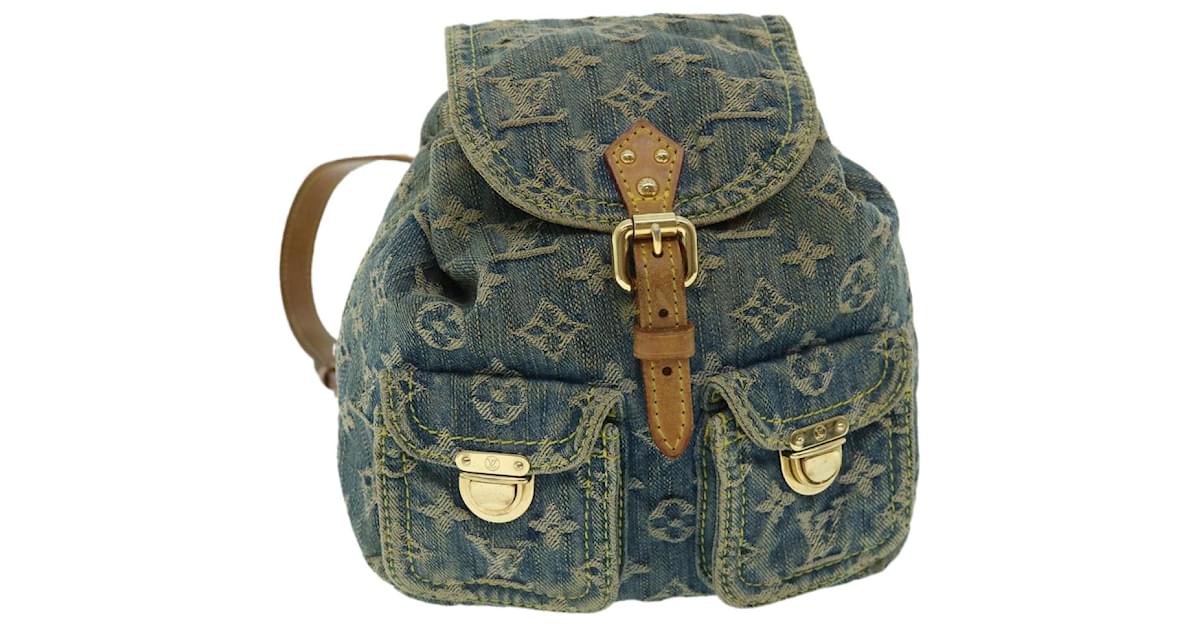 LOUIS VUITTON 2002 Montsouris Monogram Backpack