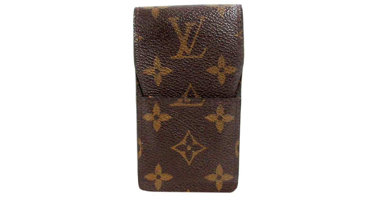 Louis Vuitton Brown Monogram Cigarette Case Cloth ref.698304 - Joli Closet