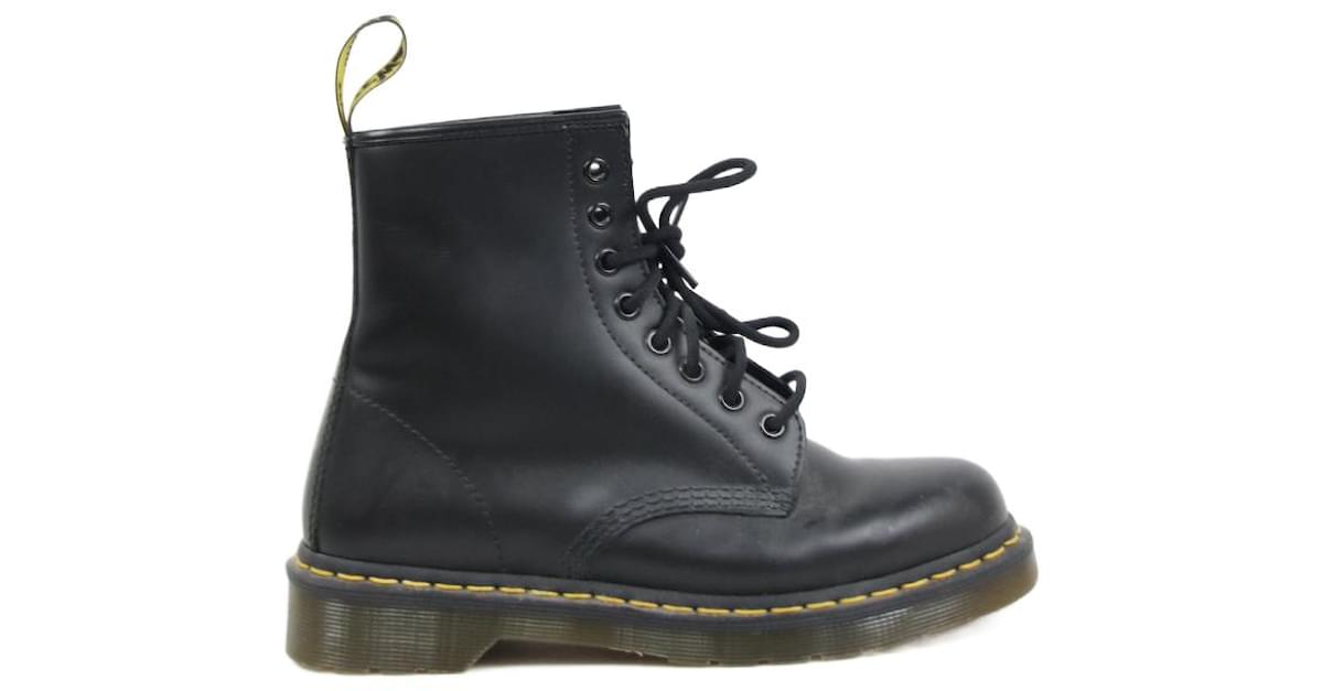 Dr. Martens Dr boots. MARTENS 39 Black Leather ref.705608 Joli Closet