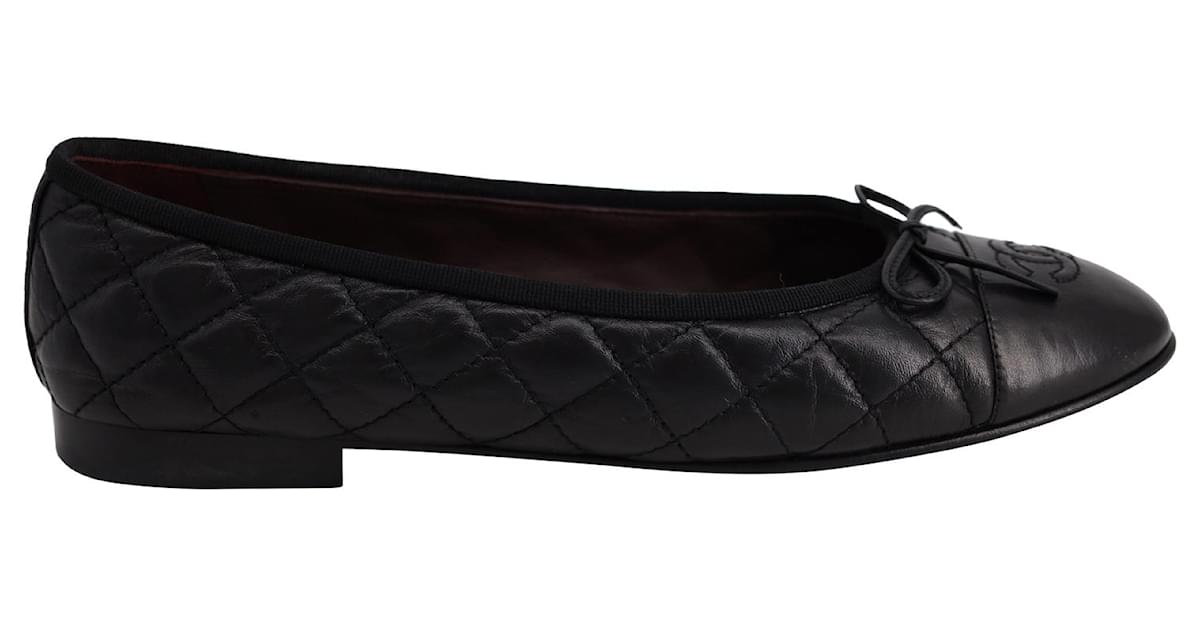 Chanel Quilted Ballerinas in Black Calfskin Leather Pony-style calfskin  ref.709879