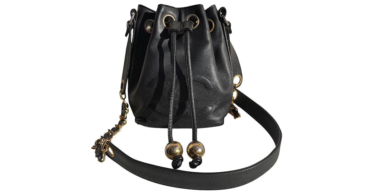 Gabrielle bucket leather handbag Chanel Black in Leather - 18627212