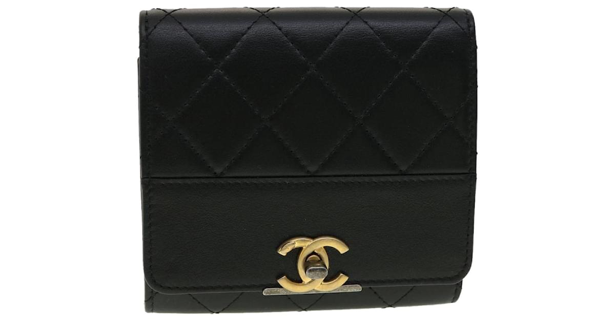 CHANEL Goatskin Quilted Chanel 19 Flap Wallet Black 509162