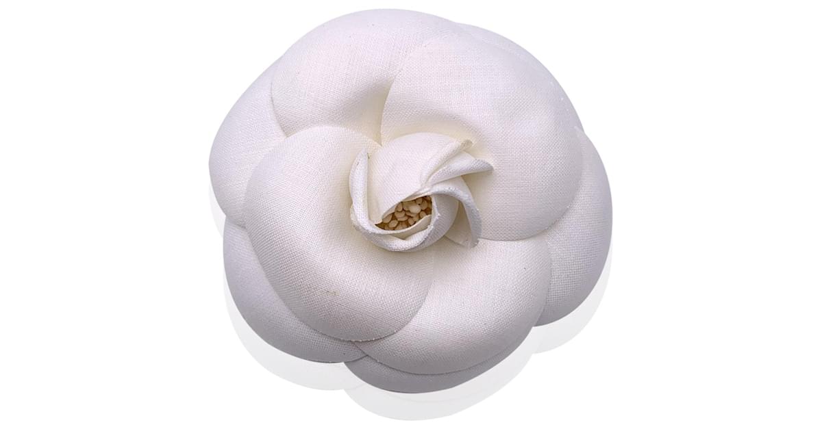 Chanel White Fabric Camelia Flower Camellia Brooch with Box Cloth ref.730345