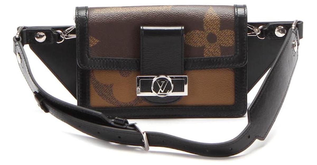 Louis Vuitton Brown Monogram Giant Reverse Dauphine Bumbag Belt Bag Louis  Vuitton