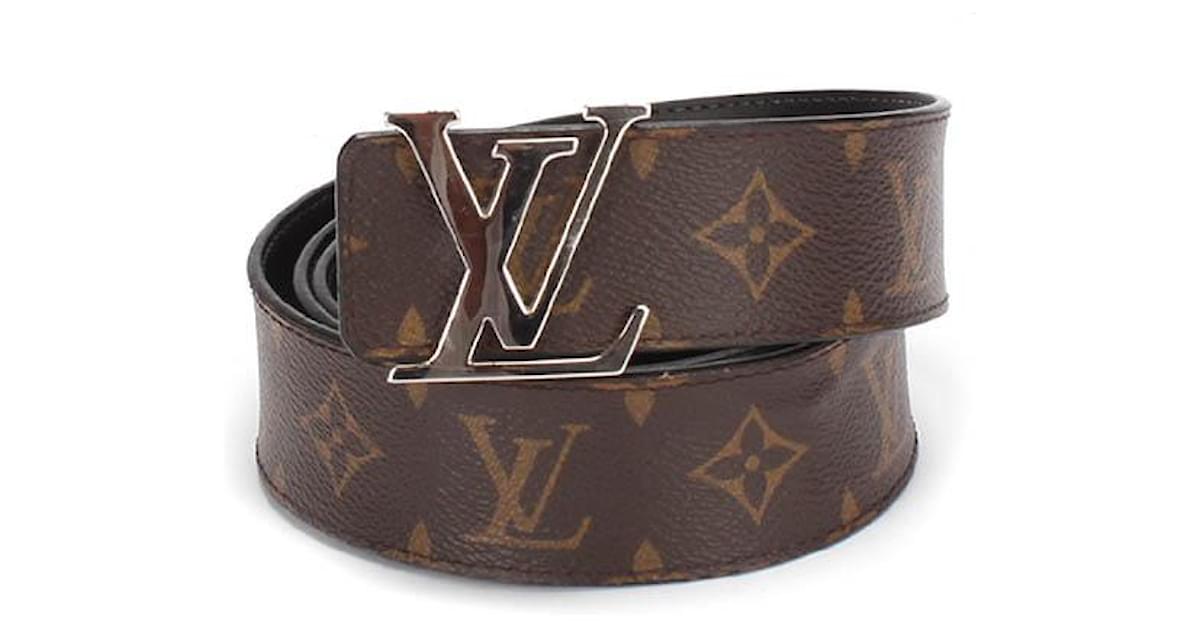 Louis Vuitton Logo spray per cintura LV Marrone ref.239407 - Joli