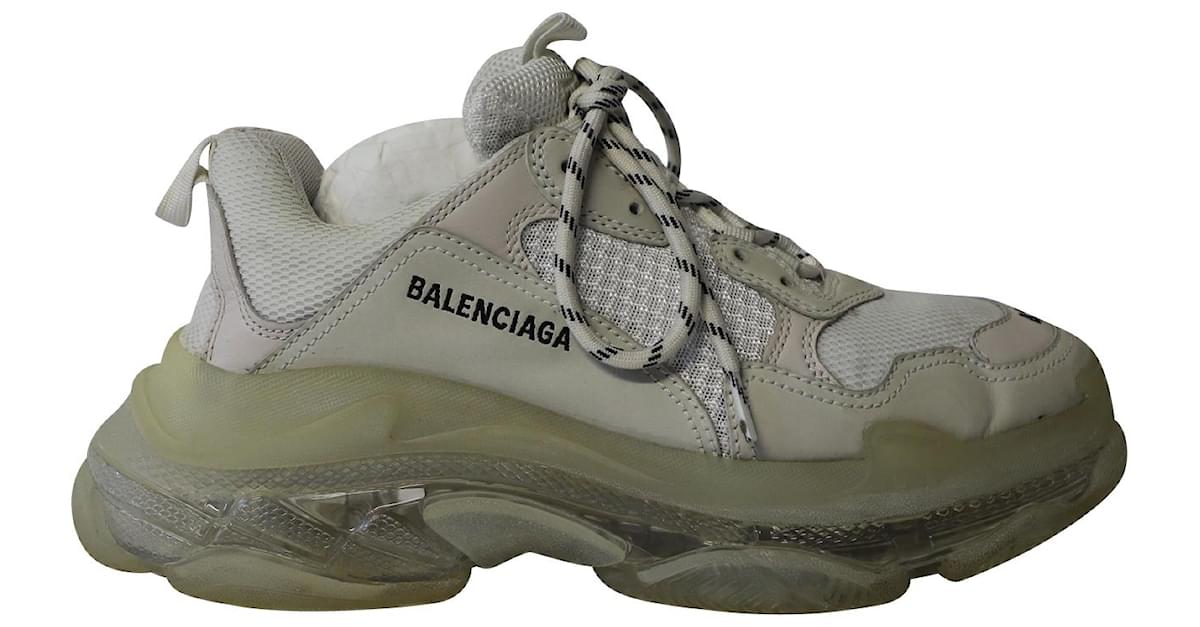 First Sneaker Balenciaga Triple S Clear Sole in poliuretano bianco Plastica ref.741141 Joli Closet