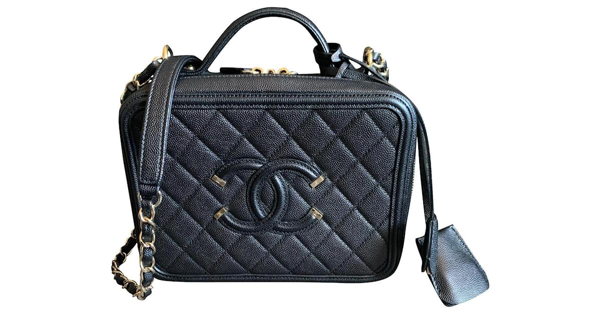 Chanel Small Filigree Vanity Case - Black Crossbody Bags, Handbags -  CHA908486