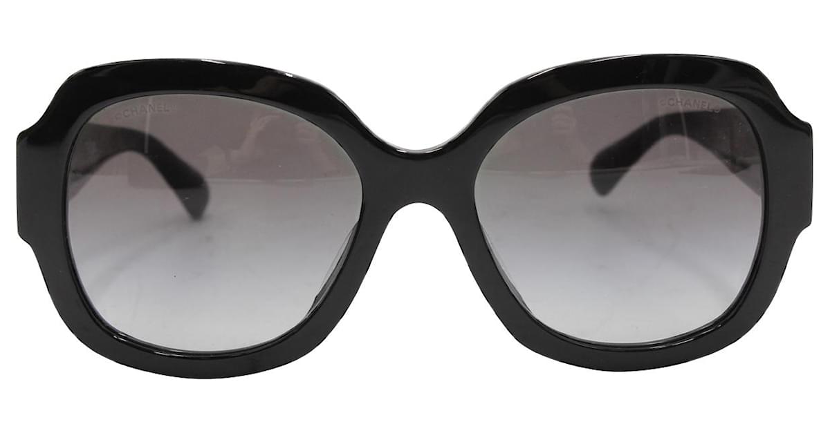 Chanel CC Logo Sunglasses in Black Acetate Cellulose fibre ref.752777 -  Joli Closet