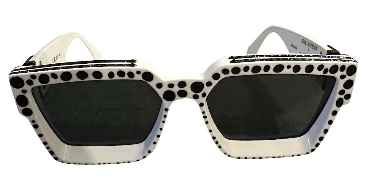 1.1 millionnaires sunglasses Louis Vuitton Black in Plastic - 30151548