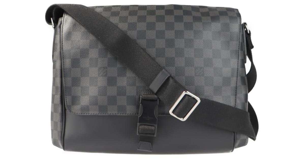 Louis Vuitton Damier Graphite Messenger MM N41458 Men's Messenger